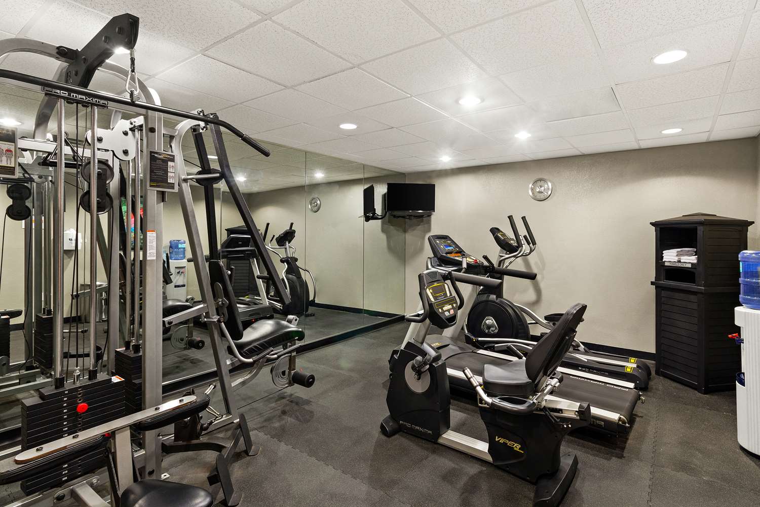 Best Western Galleria Inn & Suites Houston 1/10