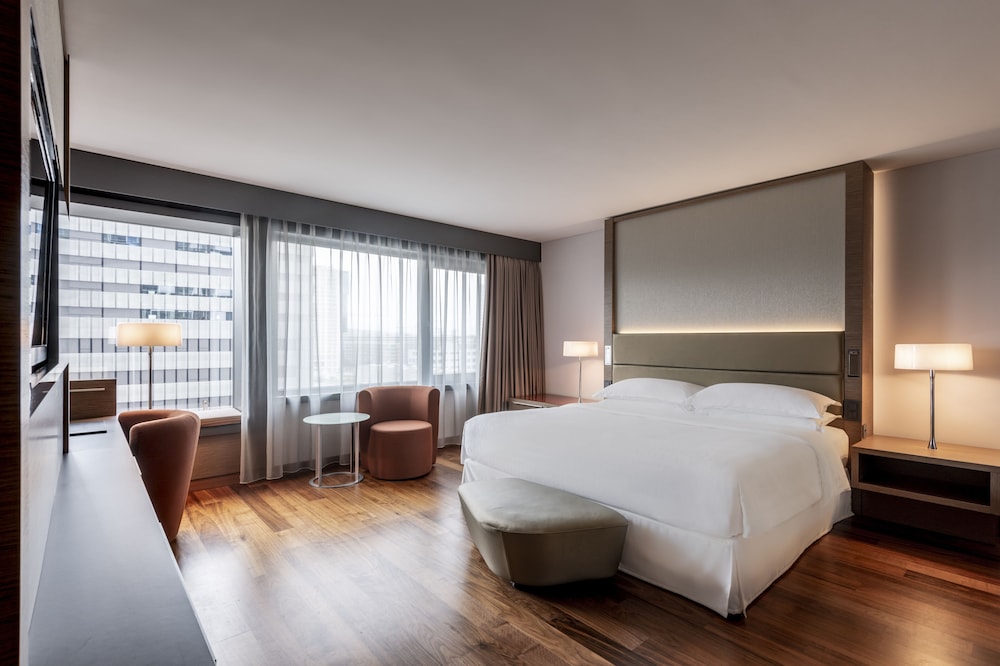 Sheraton Zurich Hotel 11/46