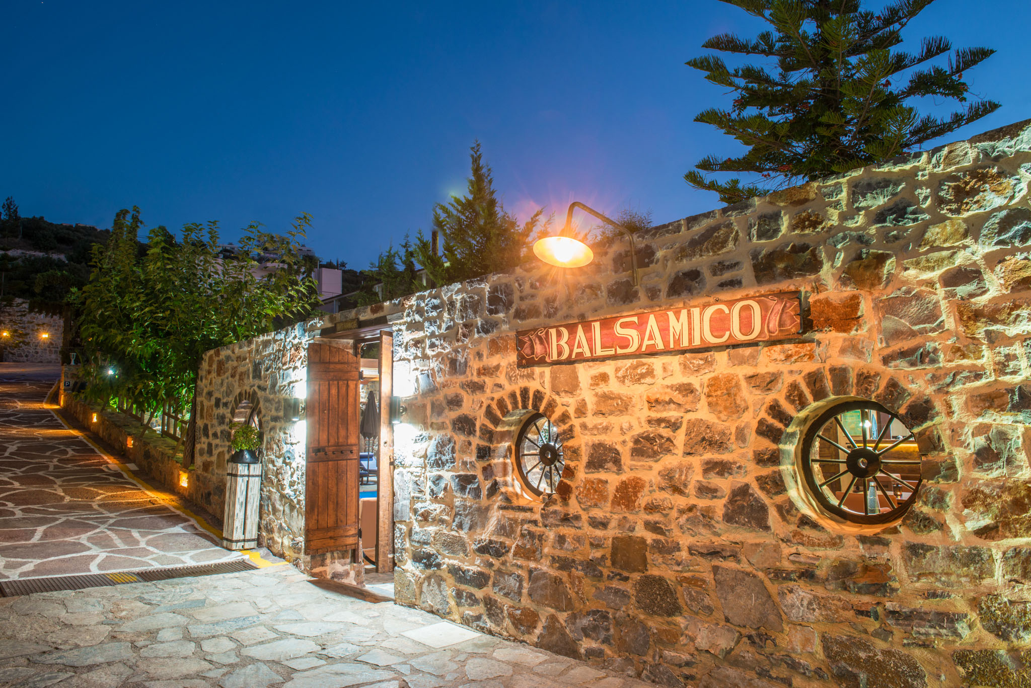 BALSAMICO TRADITIONAL SUITES 3/36