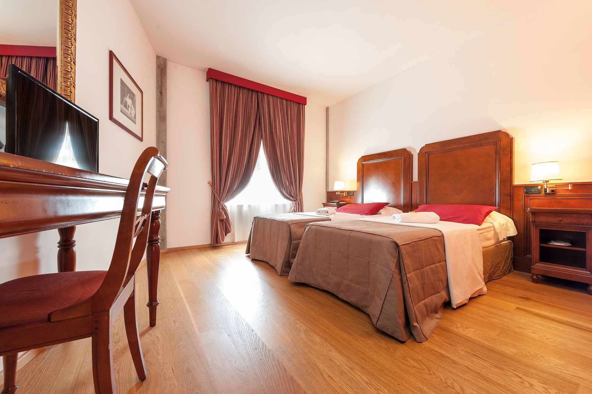 Classic, Triple, 3 Beds, Villa Malaspina 5/6