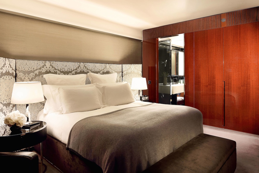 BULGARI HOTEL LONDON 7/40