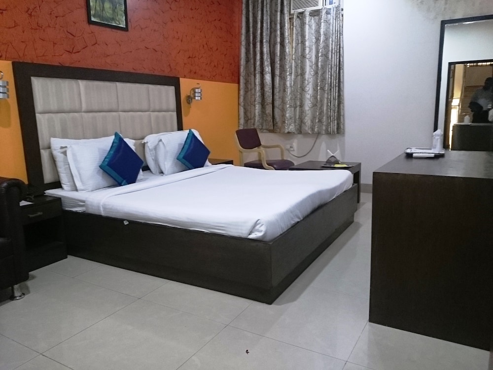 Hotel The RTS, New Delhi 16/50