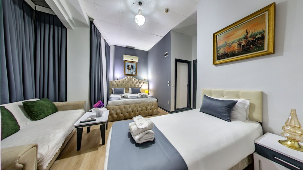 HOTEL MARA 24/62