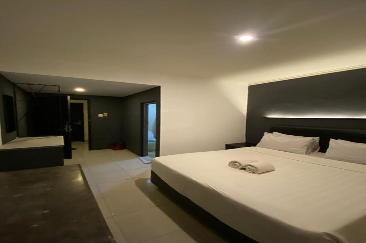 Grand Charis Hotel Tulungagung 10/20