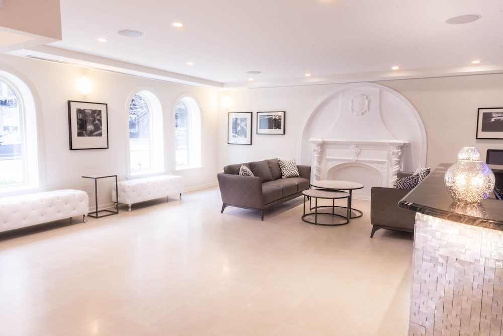 Hotel Chicago West Loop, SureStay Collection by Best Western 45/70