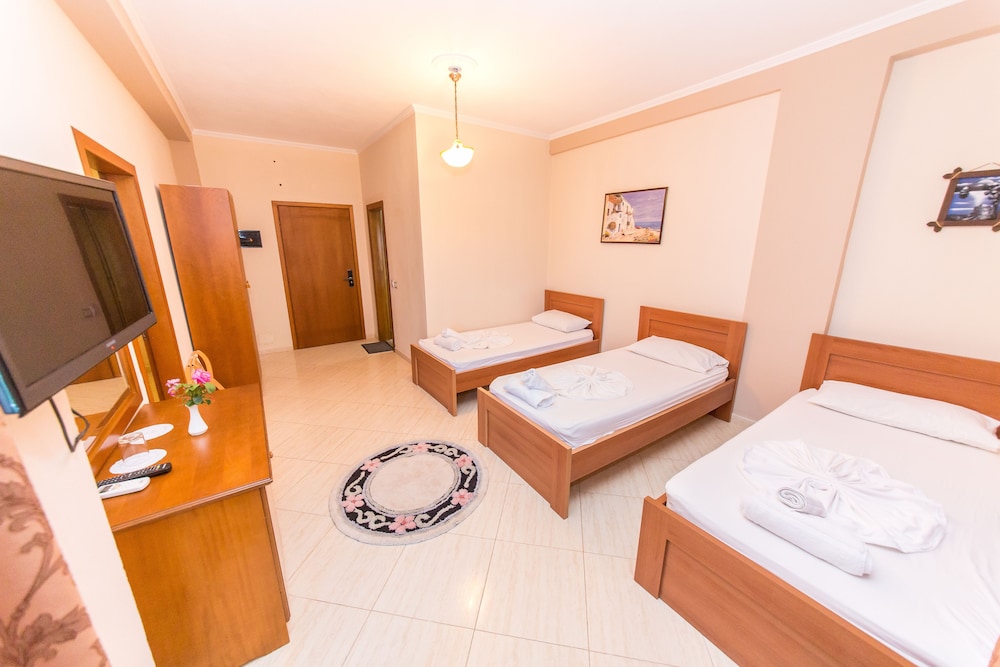 Hotel Bahamas 14/50