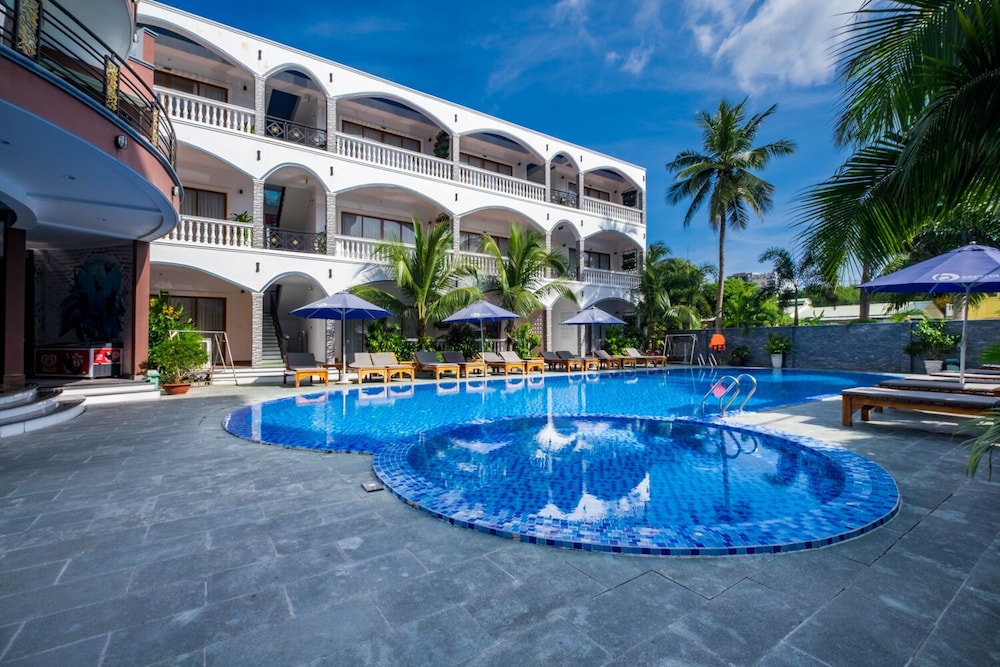 Brenta Phu Quoc Hotel 68/69