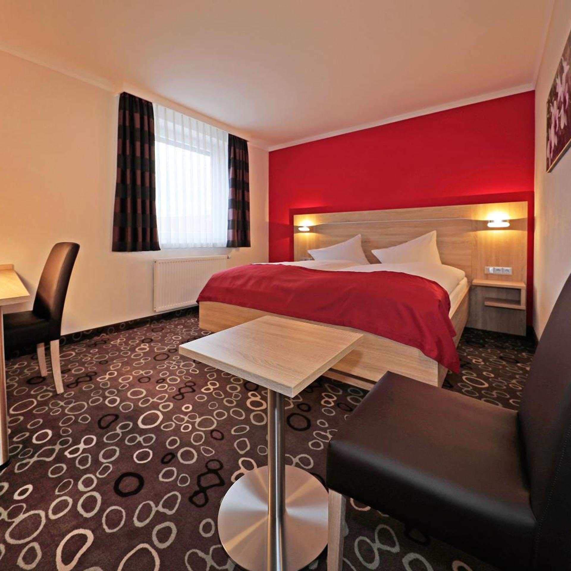 Hotel Sleep & Go 16/50