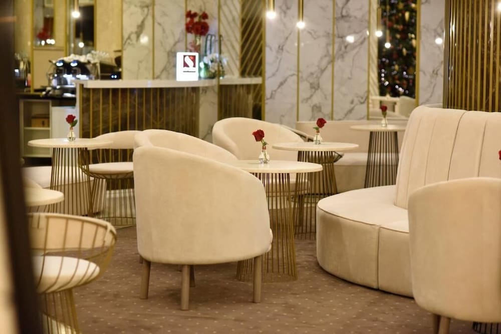 Grand Hotel Bucharest 33/46
