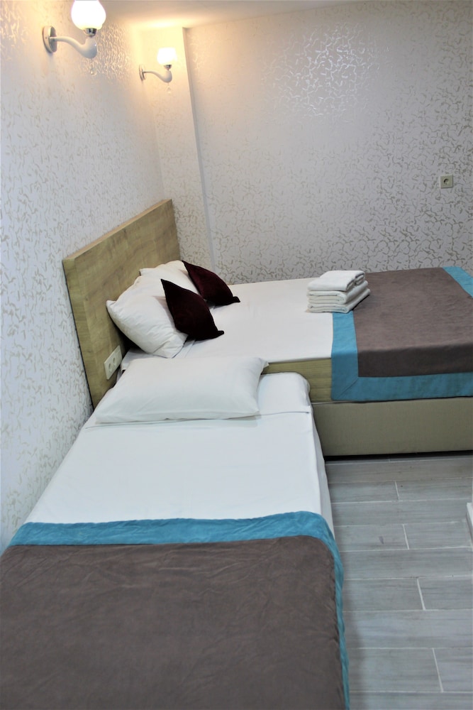 Divas Hotel 21/68