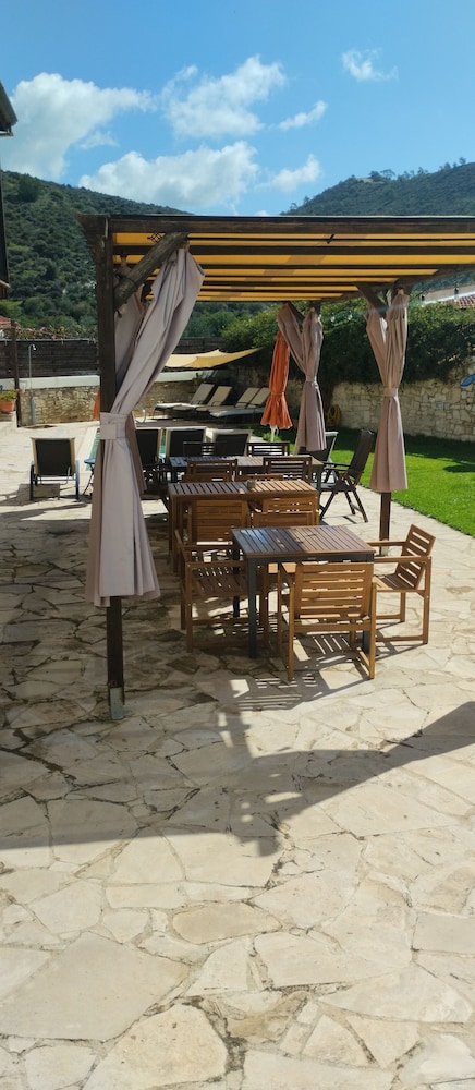 Charalambos Holiday Cottage 40/50