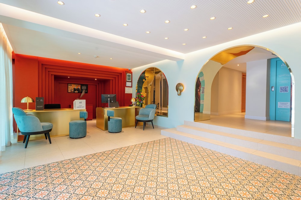 Lobby at Hotel Mercure Rabat Sheherazade, RABAT