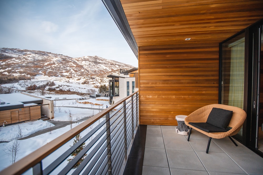 The Lodge at Blue Sky Auberge Resorts Collection 3/67