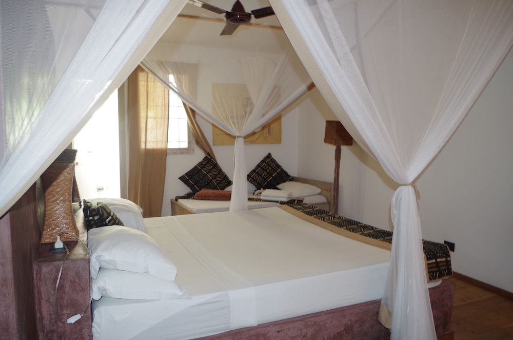 Uzuri Villa 5/29