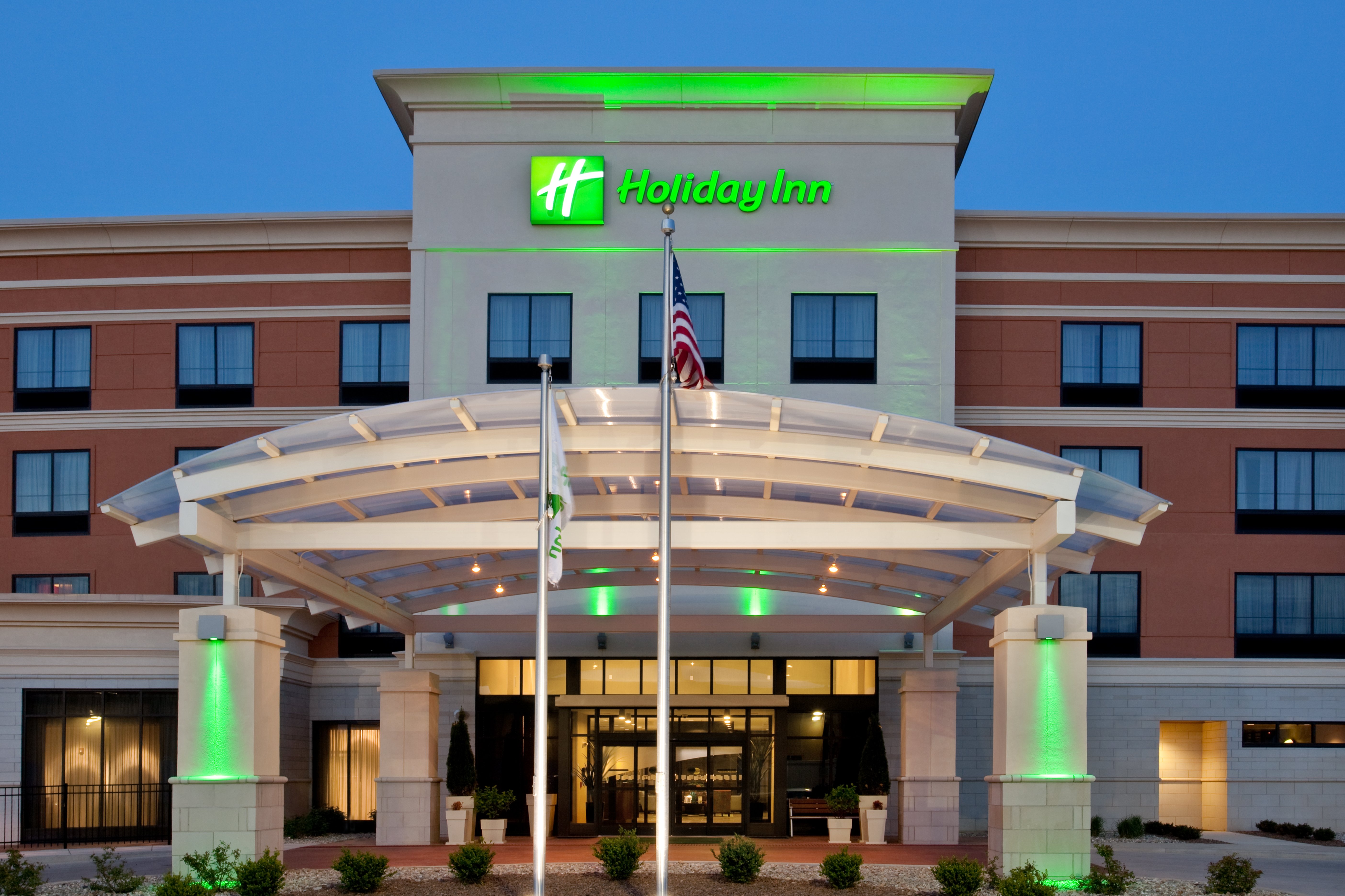 Holiday Inn St. Louis Fairview Heights 2/72