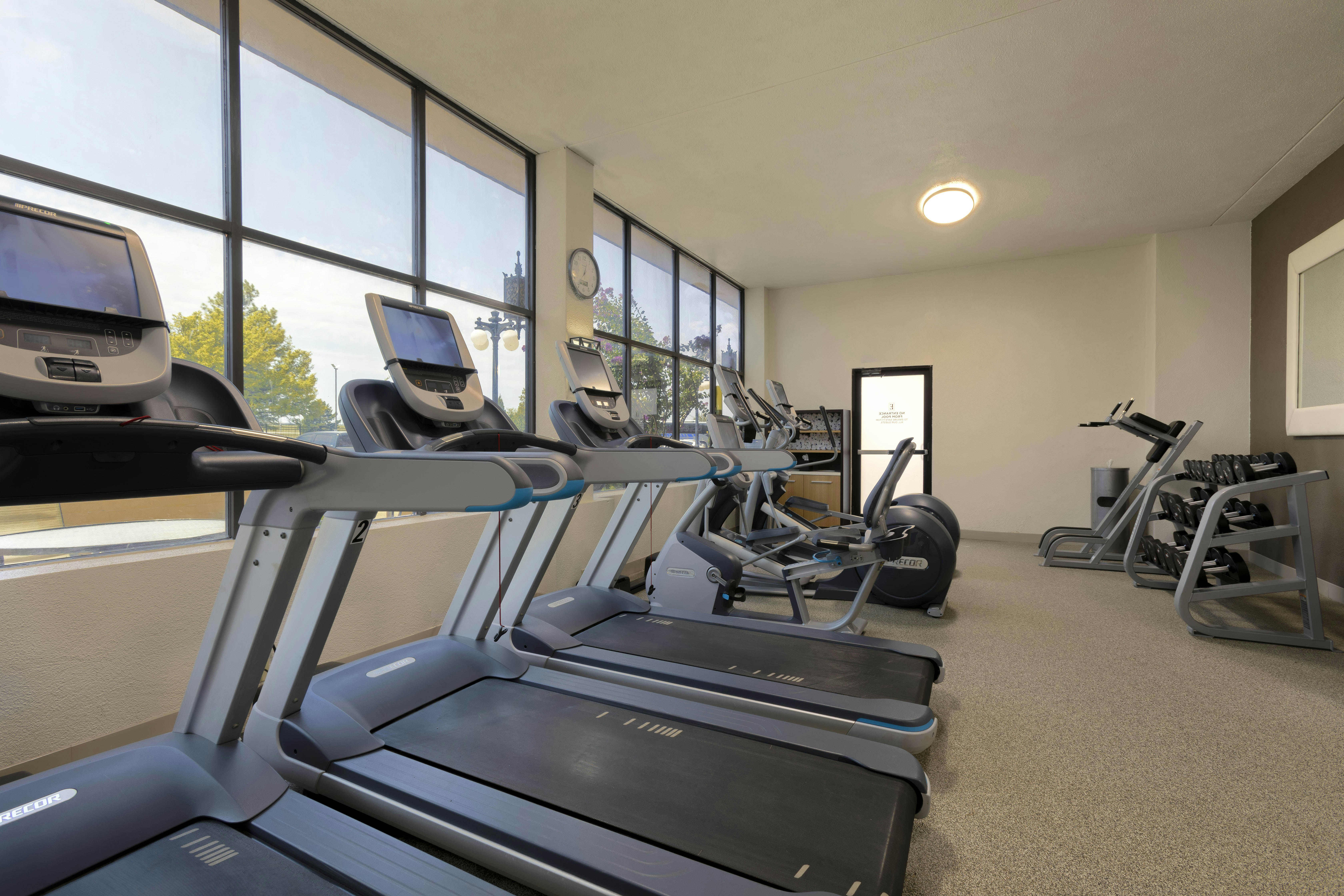 Embassy Suites by Hilton Tulsa I-44 13/46