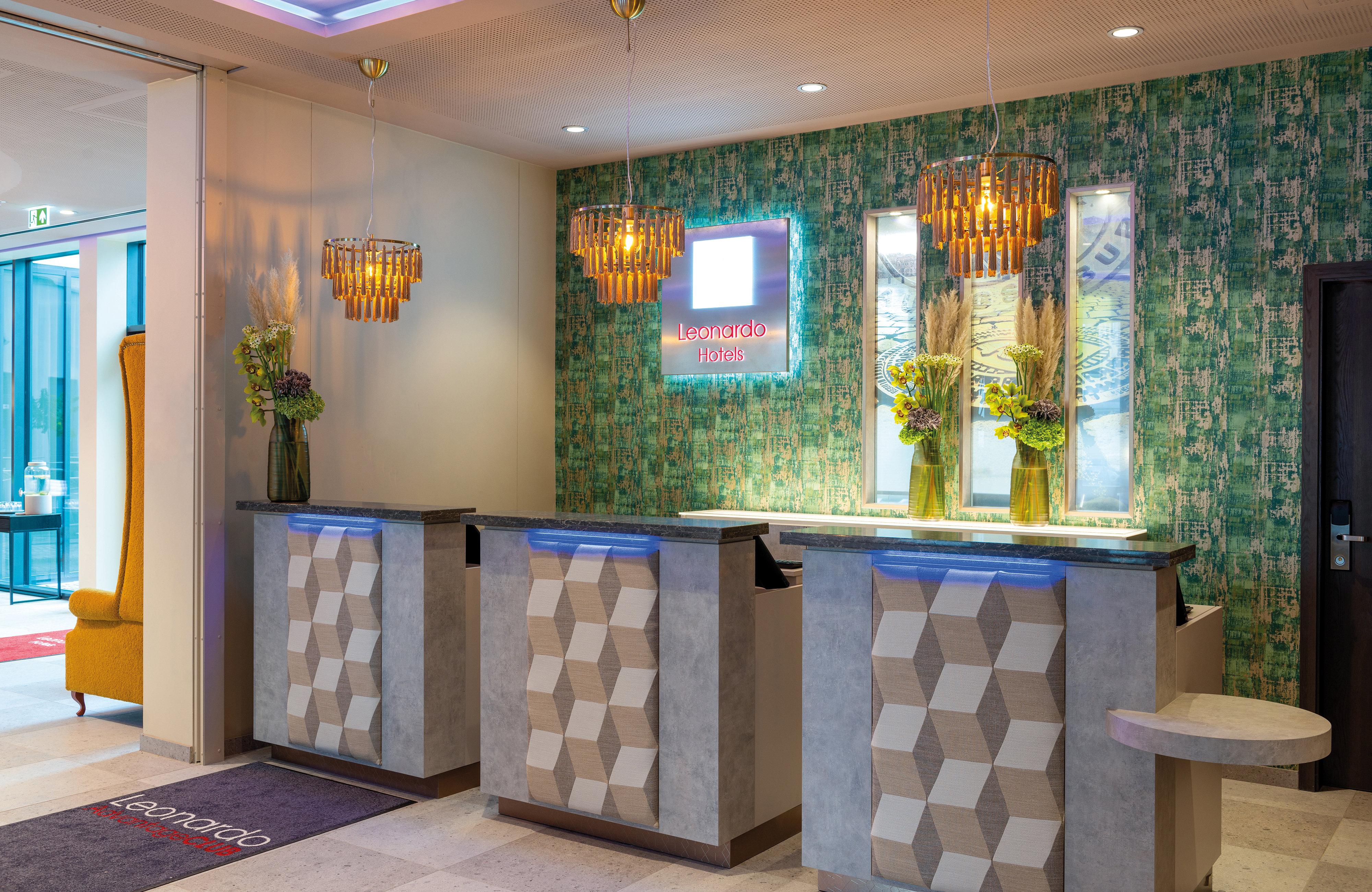 Lobby at Leonardo Hotel Augsburg, AUGSBURG