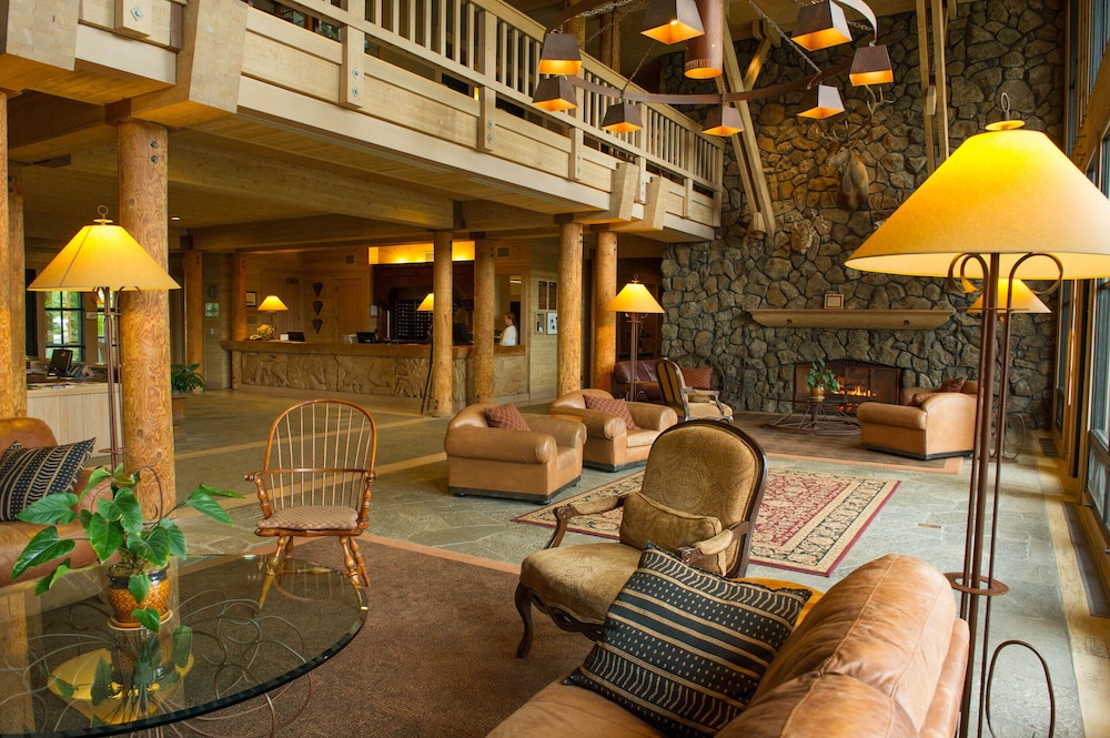 Sun Mountain Lodge 52/82