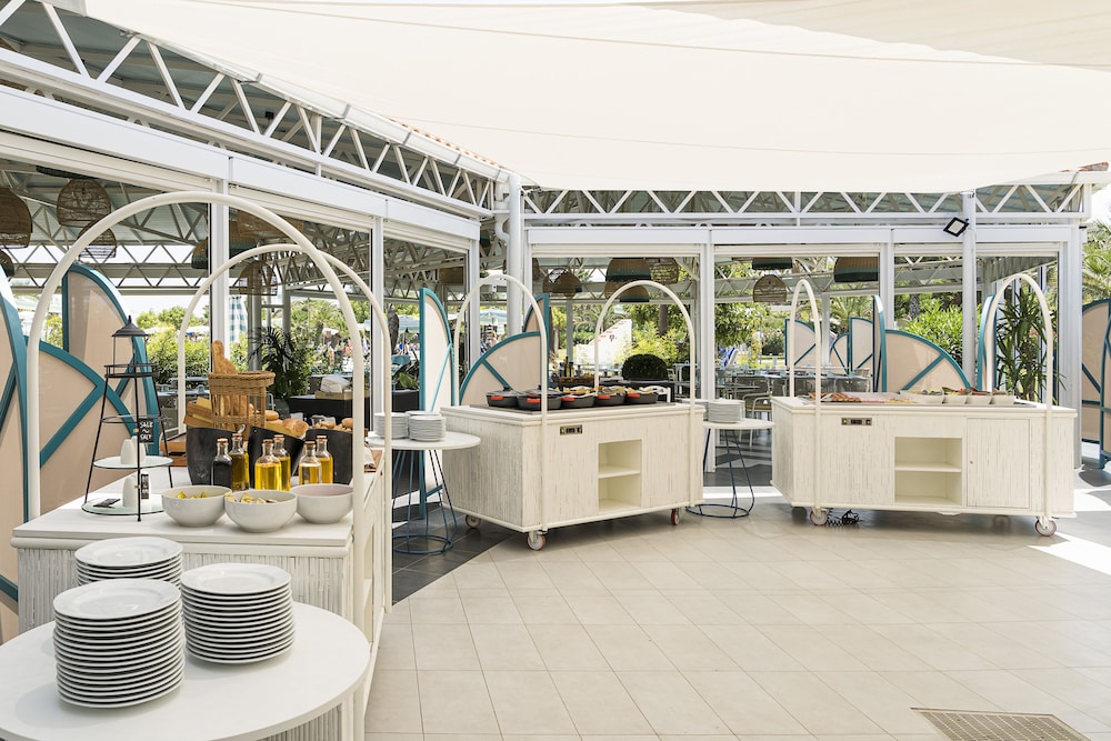 Grand Palladium Sicilia Resort & Spa 3/50