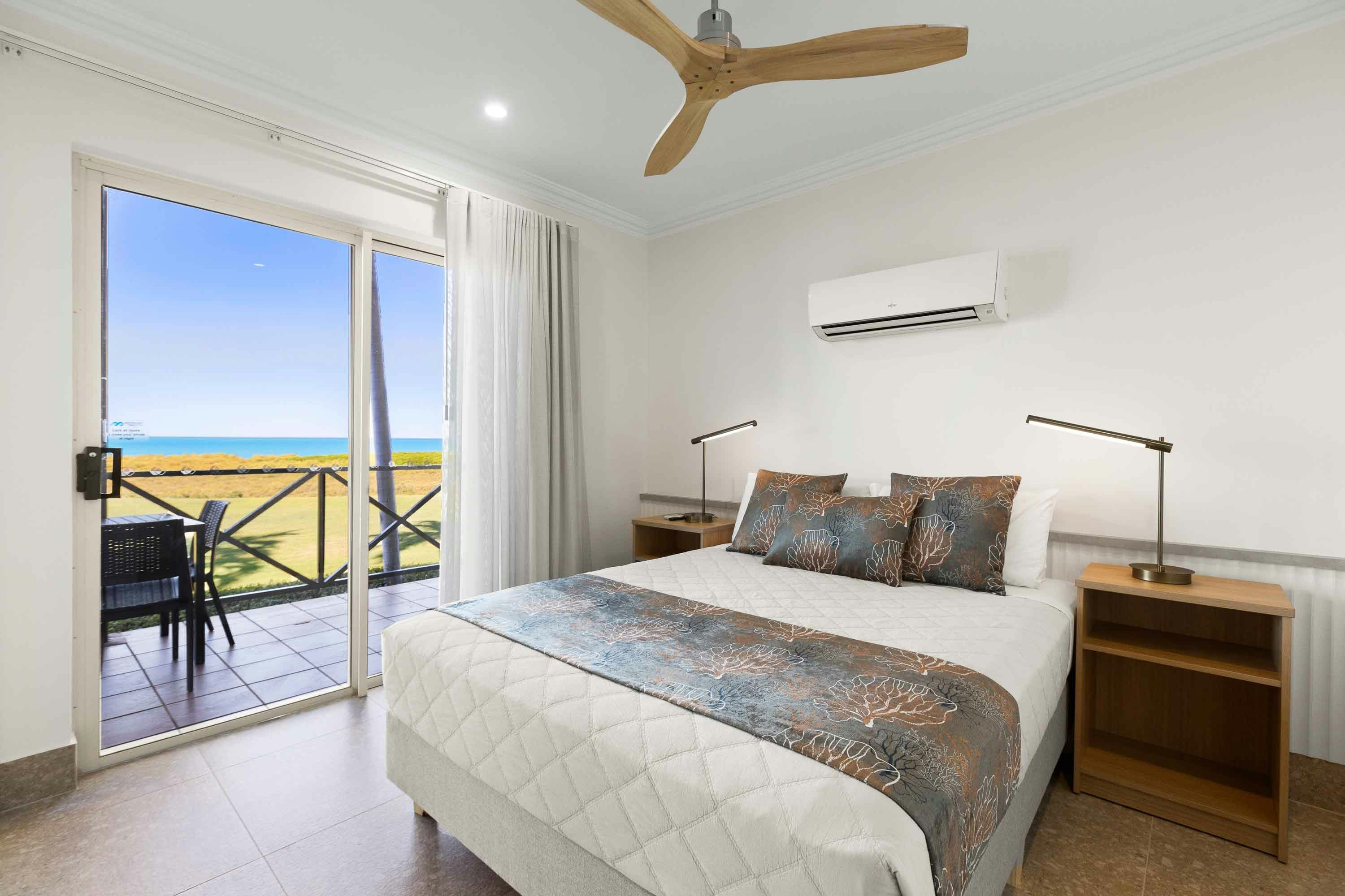 2 Bedrooms, Bay View