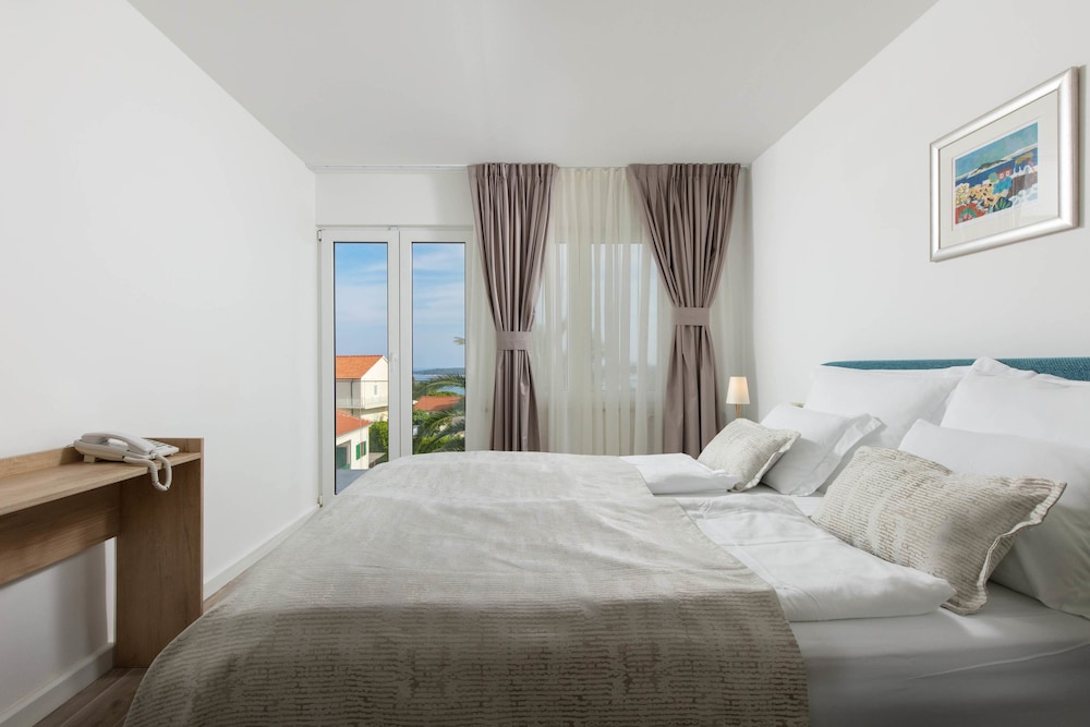 Pharia Aparthotel 16/61