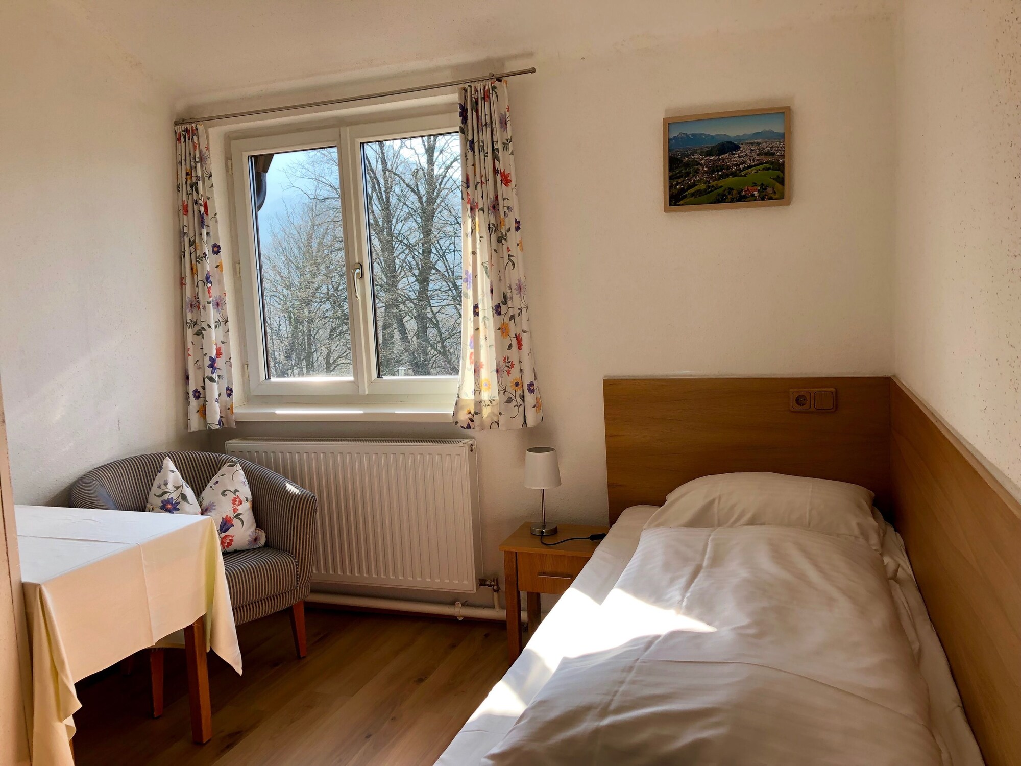 شقة بسرير مزدوج وسرير فردي بغرفتي نوم، Hotel Schoene Aussicht 2/6