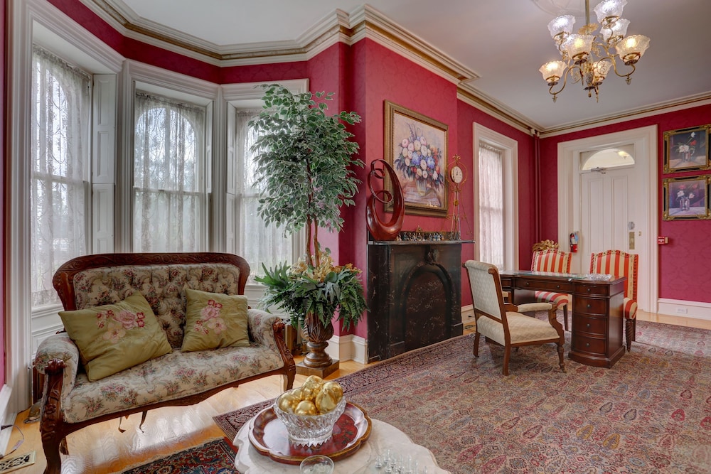 Greystone Manor Inn B&B 22/32