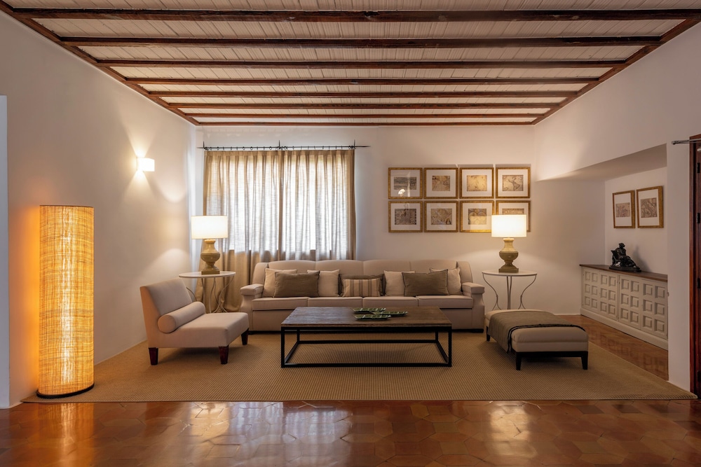Parador De Mazagon 29/50