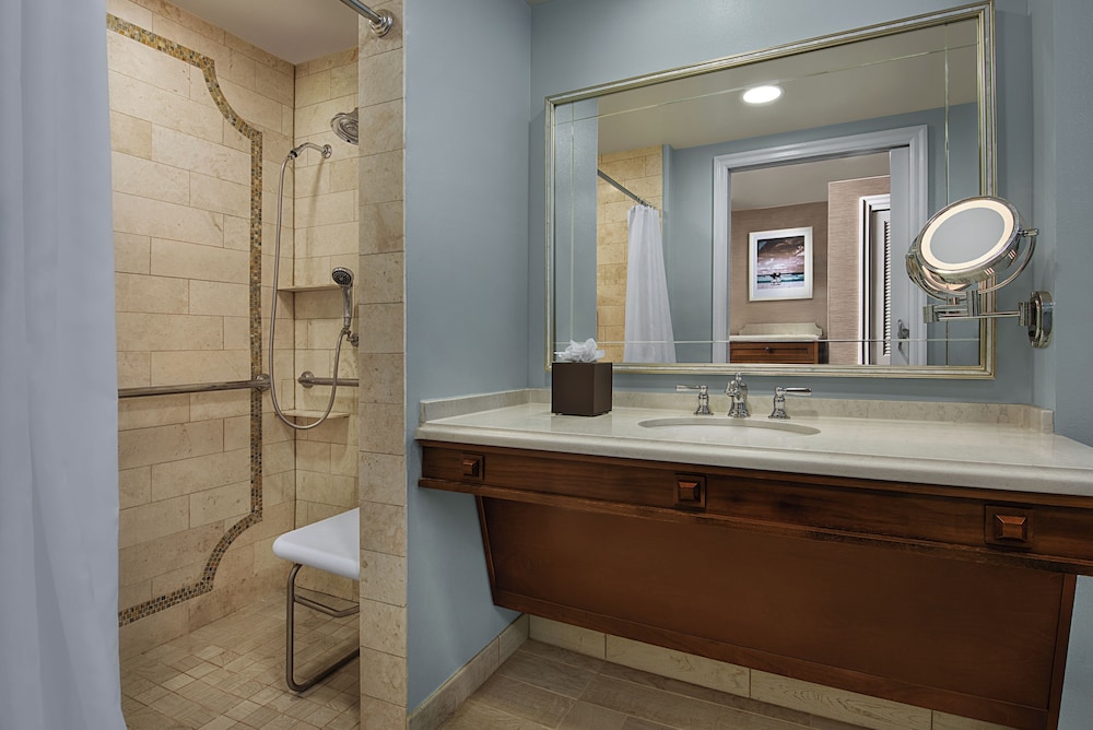 Disneys Beach Club Resort 48/50
