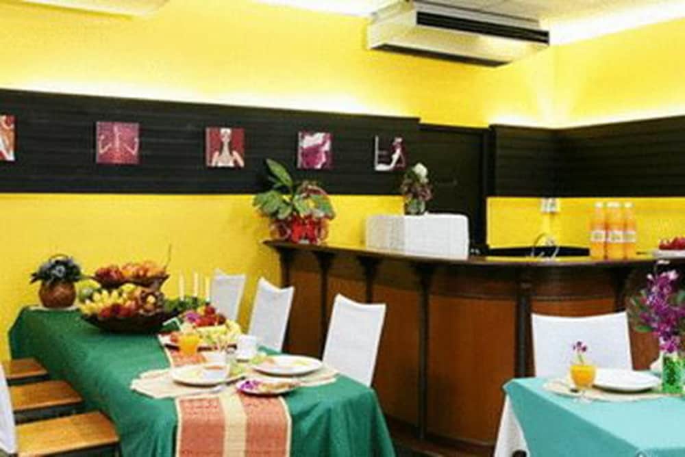 Best Comfort Bangkok Hotel 16/20