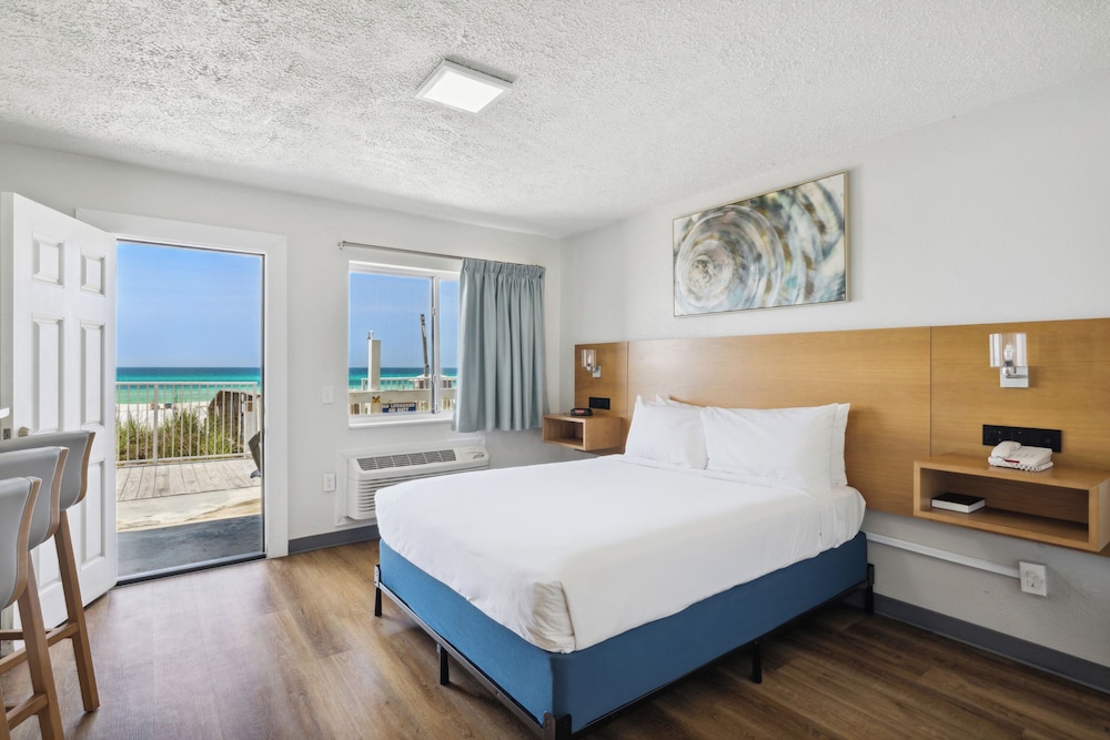 Sugar Sands Inn And Suites Panama City Beach 13/44