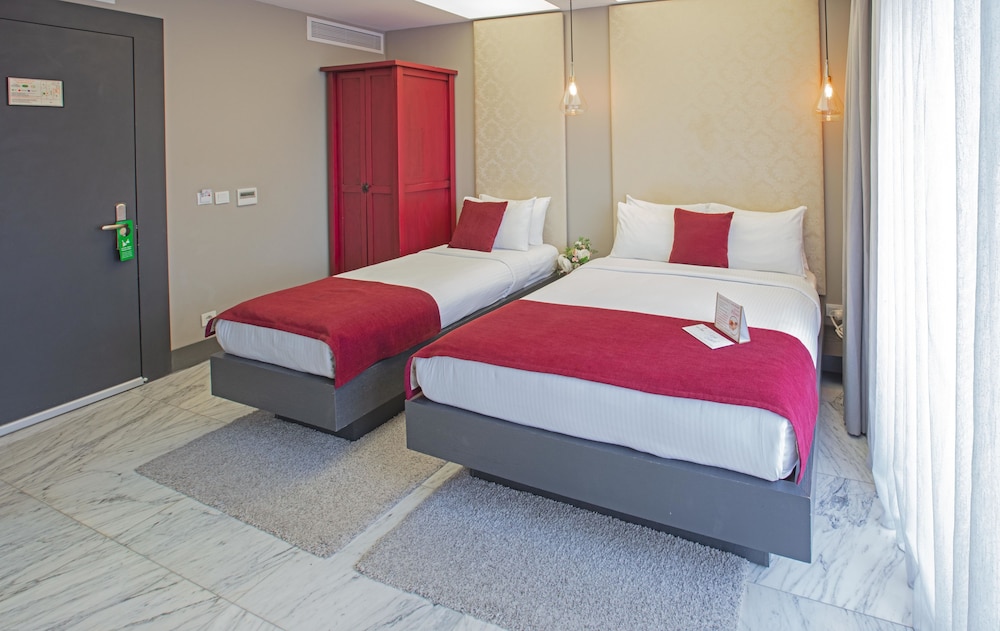 Nowy Efendi Hotel - Special Class 16/77