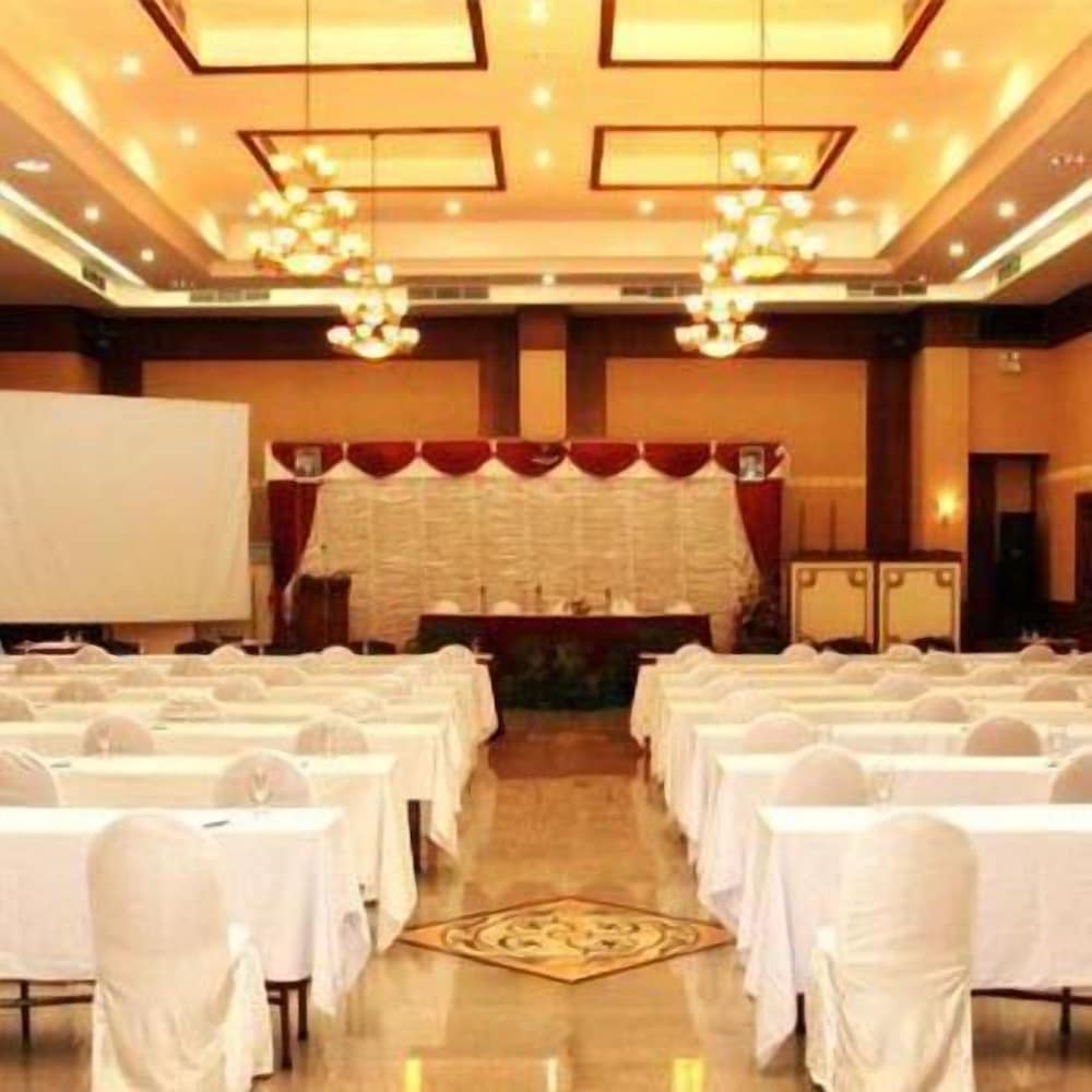 Pandanaran Hotel Semarang 55/60