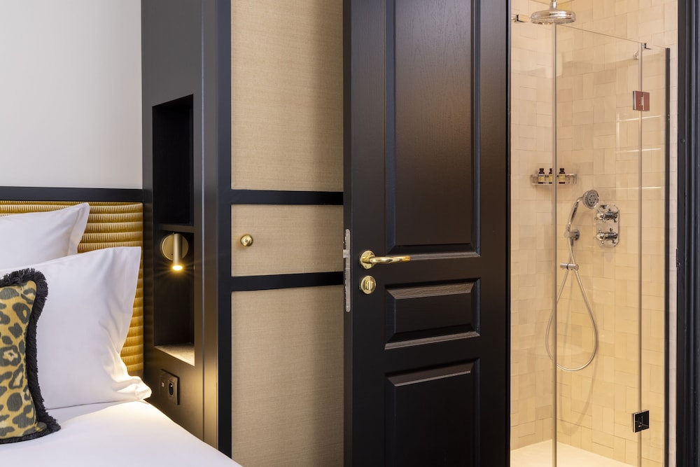 Grand Hotel Chicago 12/51