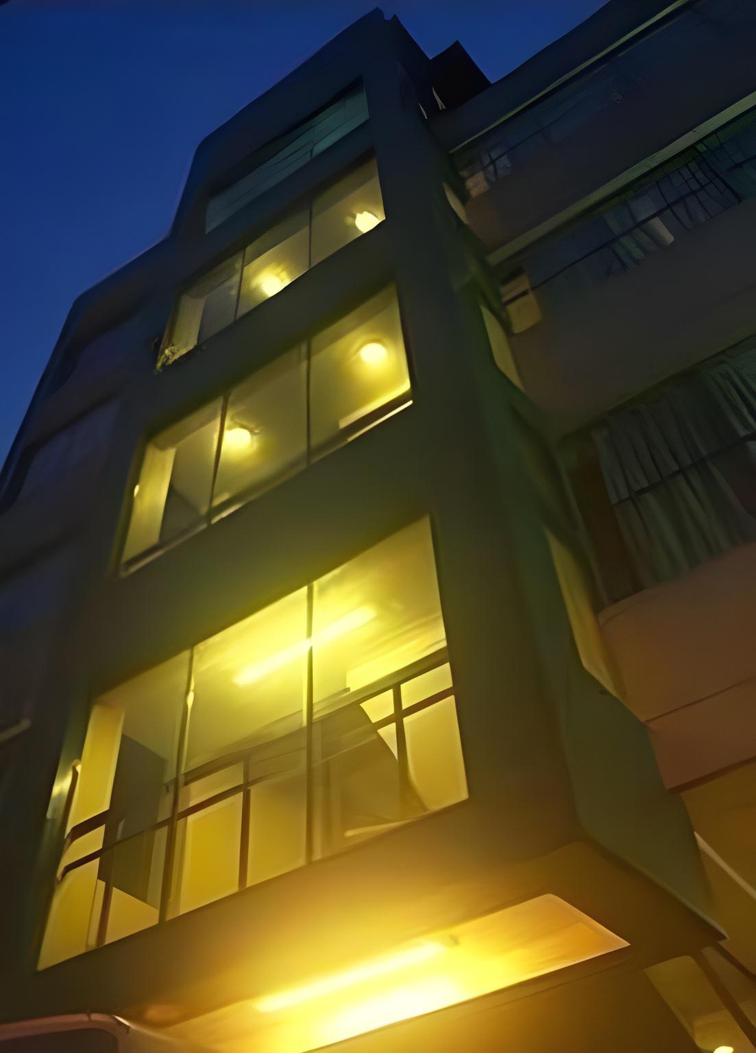 Asia Light Hotel 2/25