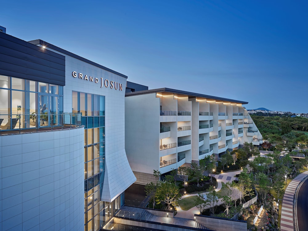 Grand Josun Hill Suite