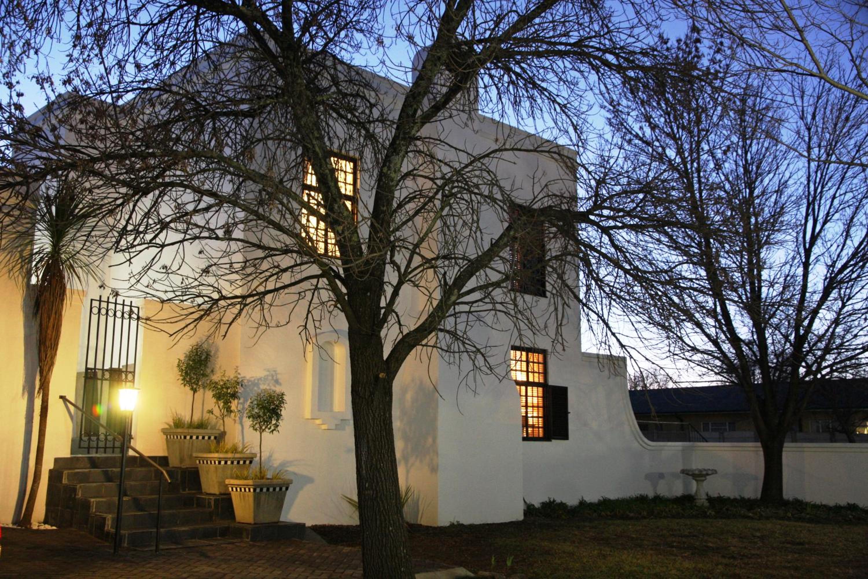 96 on Bree Guesthouse 16/18