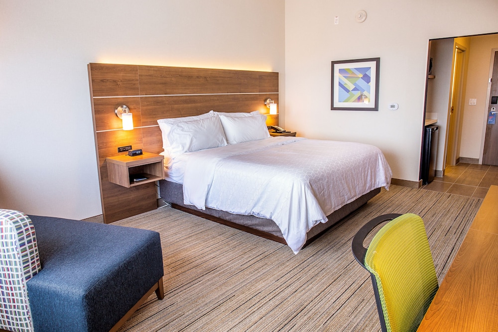 Holiday Inn Express And Suites Halifax - Dartmouth 11/71
