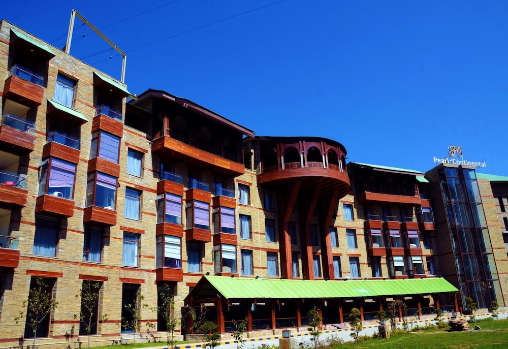 Pearl Continental Malam Jabba in SWAT
