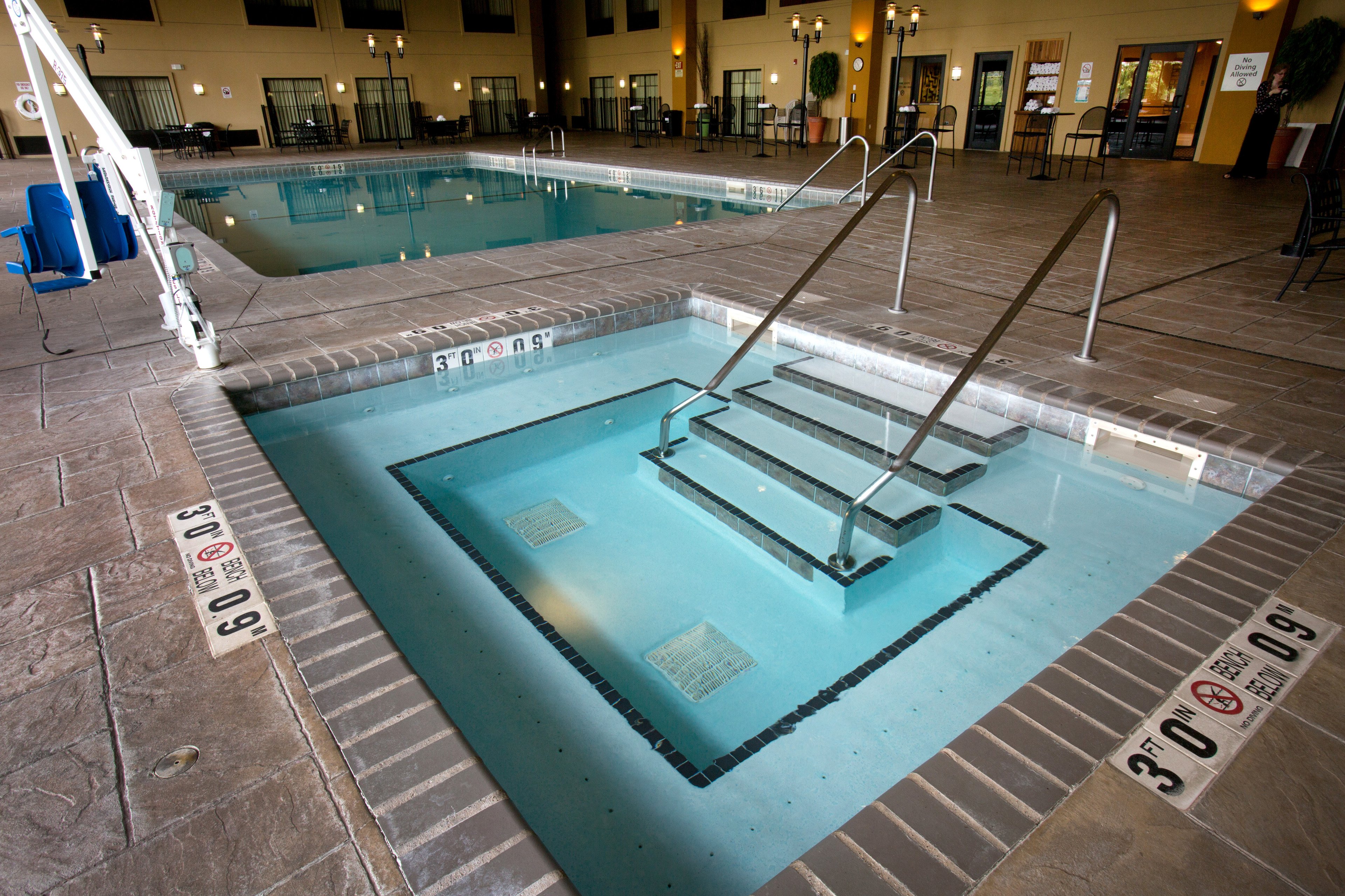 Holiday Inn Hotel Suites St Paul Ne Lake Elmo 33/80