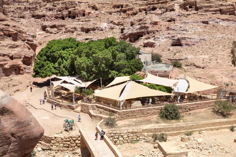 Petra Guest House Hotel 44/50