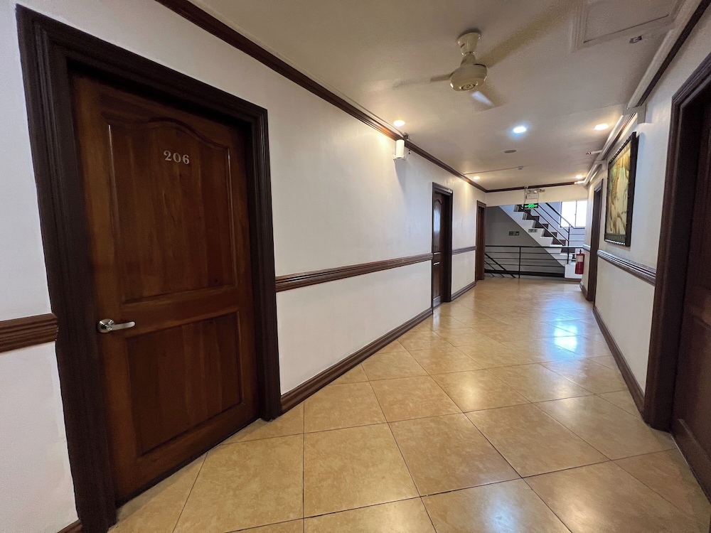 Rossa Hotel 26/50