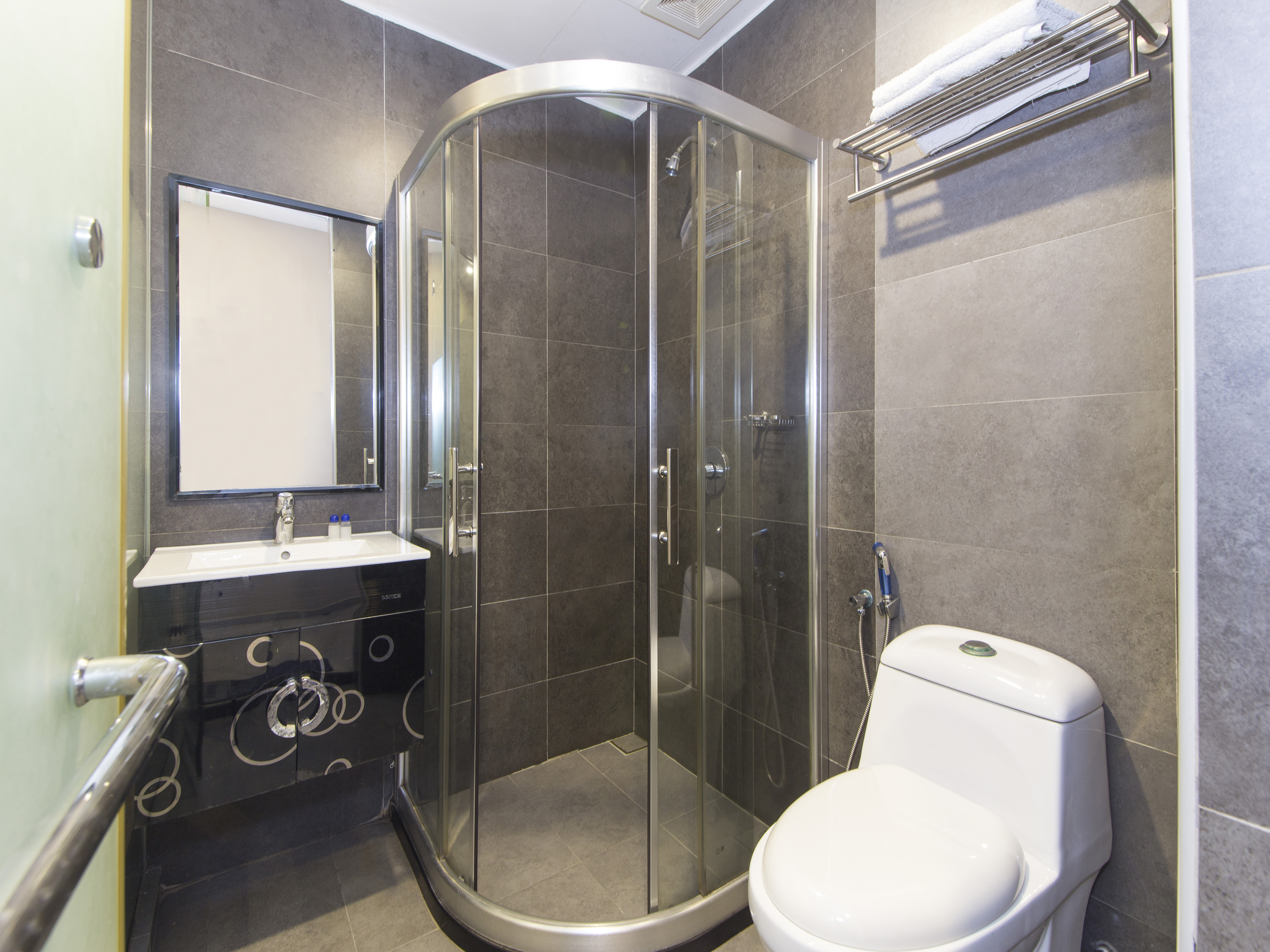 OYO 340 Comfort Hotel 37/41