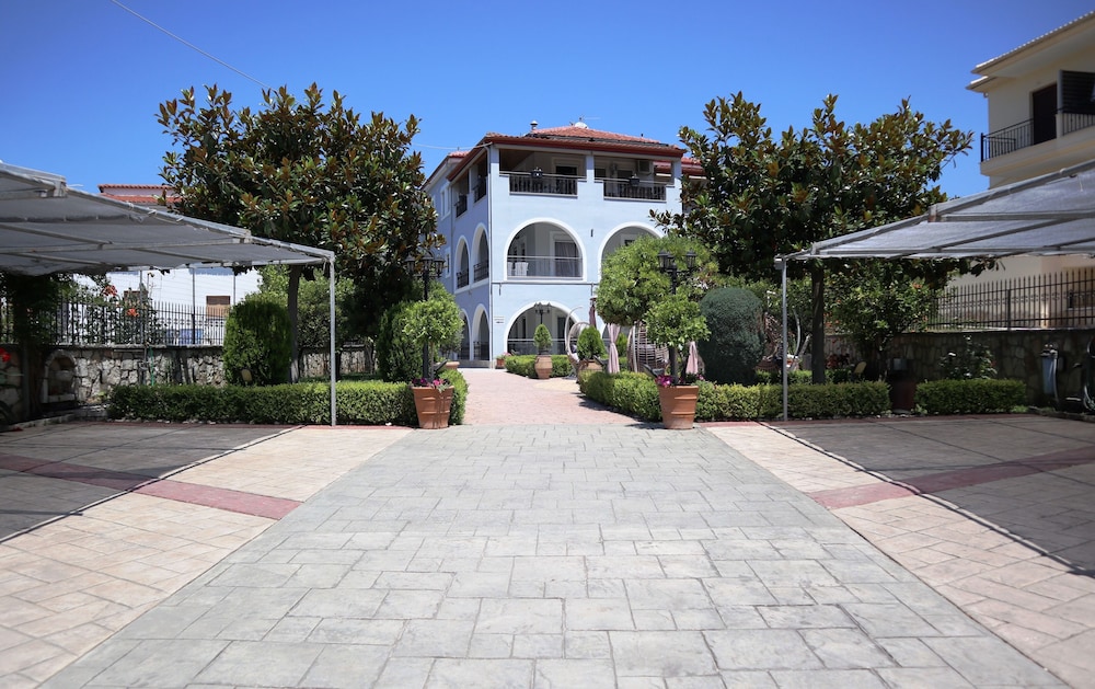 Delphin Rooms Sivota 23/50