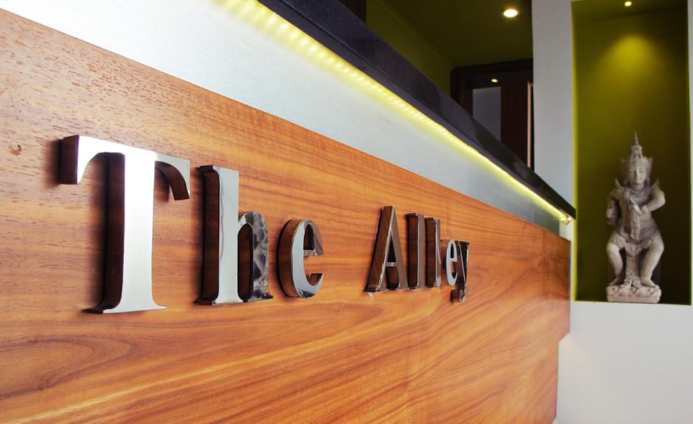 The Alley City Hotel 11/28