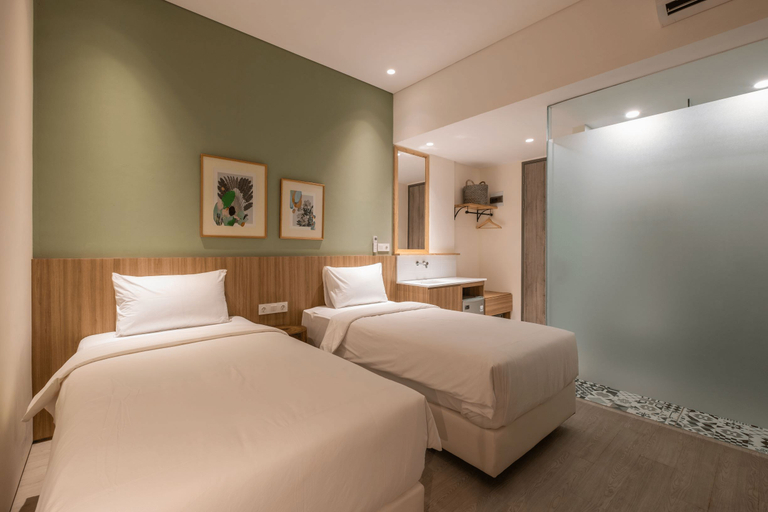 Go, Superior, Twin Beds