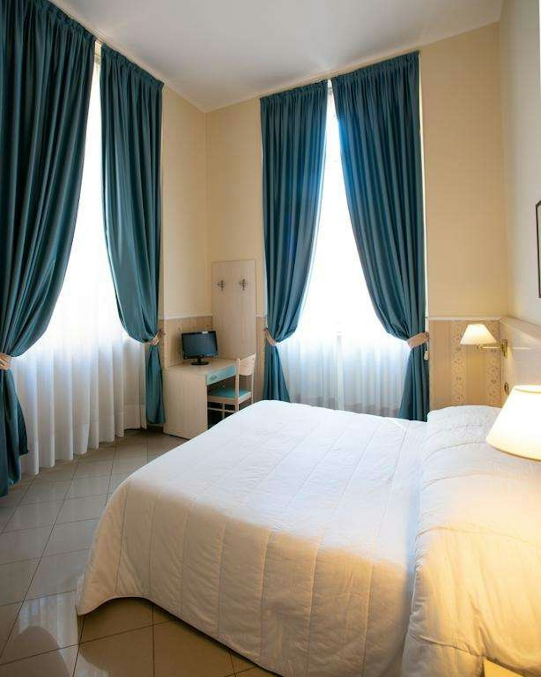 Hotel Ottaviano Augusto 12/32