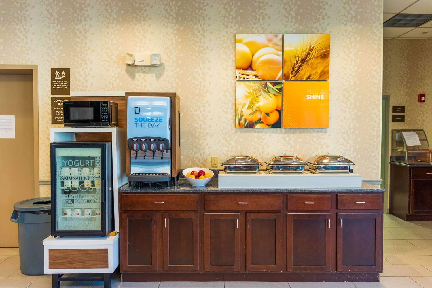 Comfort Inn & Suites Plainville-Foxboro 7/39