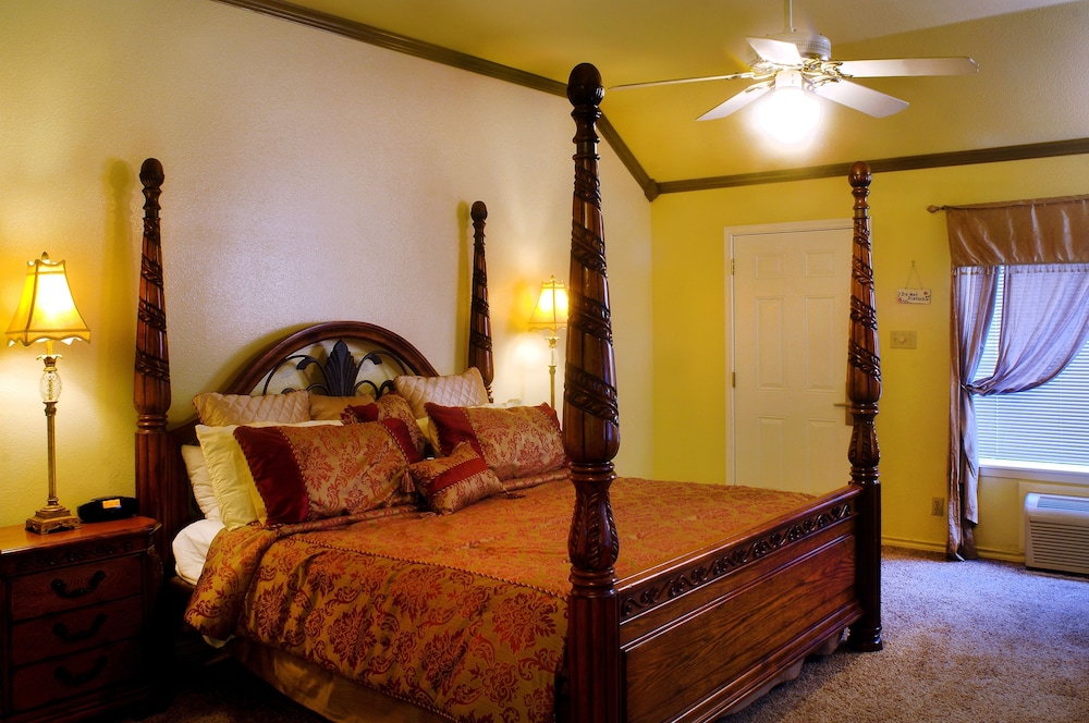 Inn On Barons Creek 33/43