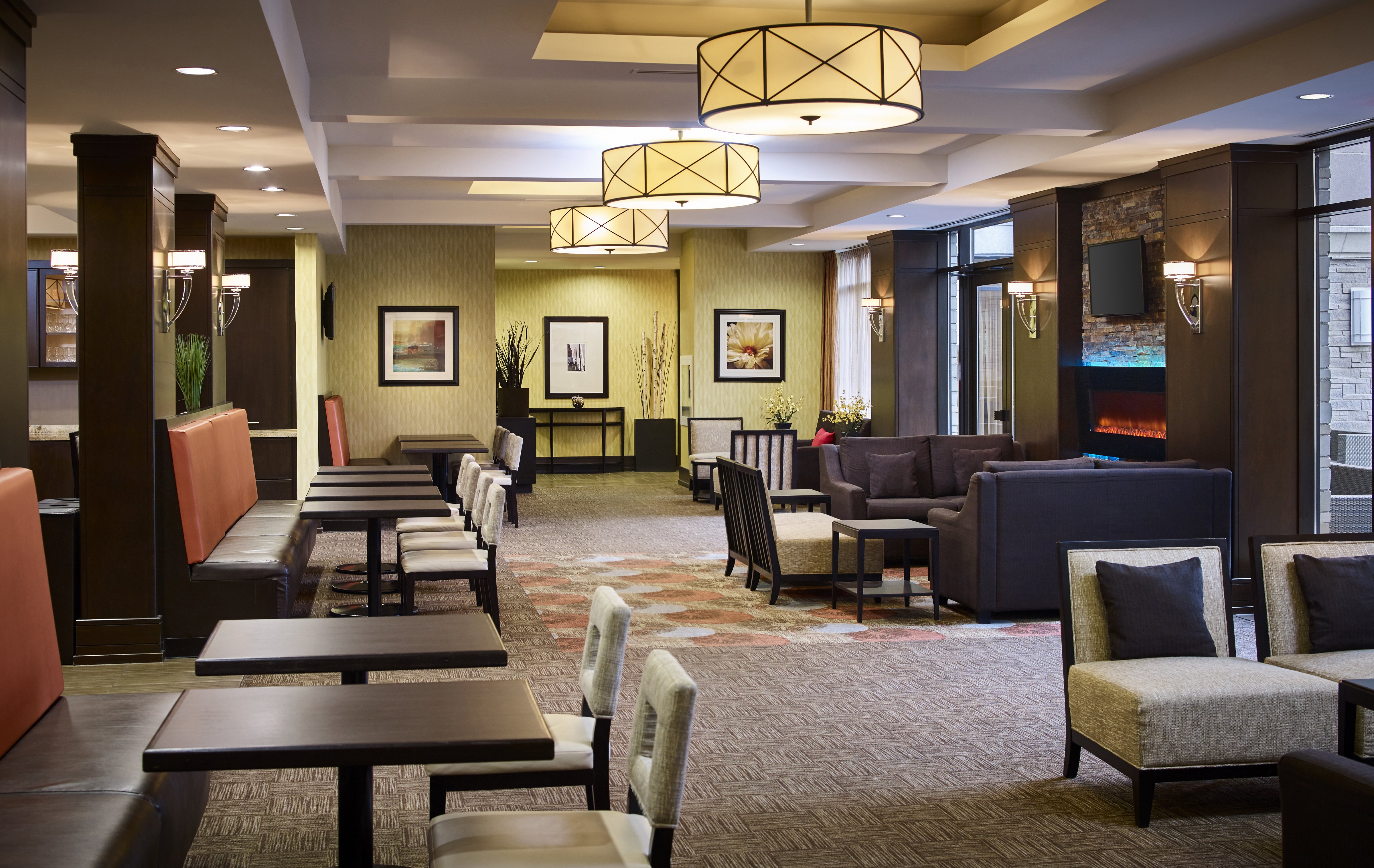 STAYBRIDGE SUITES HAMILTON - DOWNTOWN 51/80